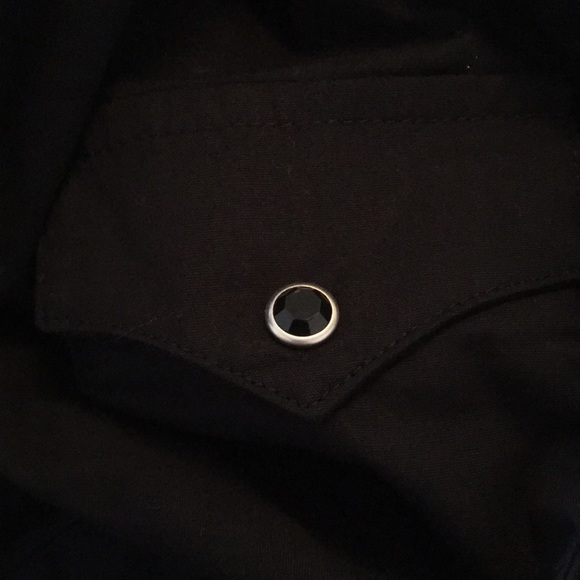 Long sleeved black snaps wranglers western shirt - Picture 4 of 4